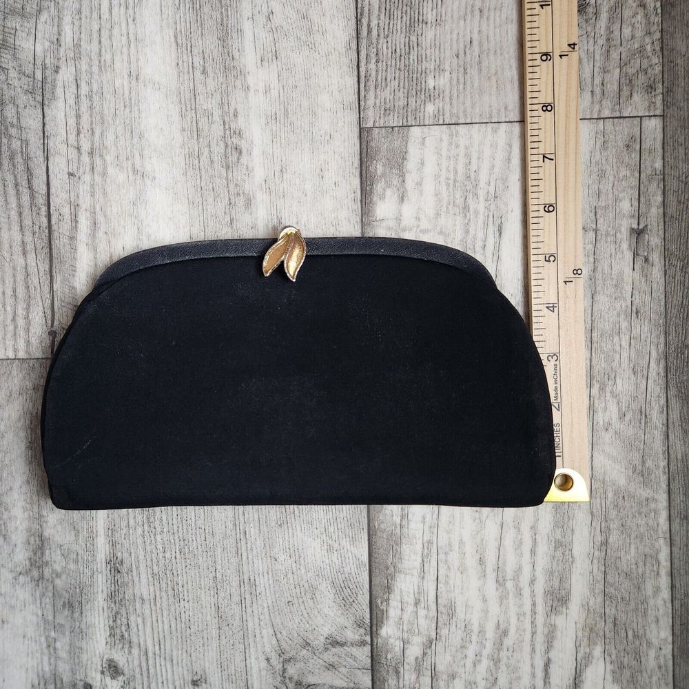 Vintage Women's Black Evening Bag Clutch Purse Gold Tone Clasp Chain - Picture 7 of 7